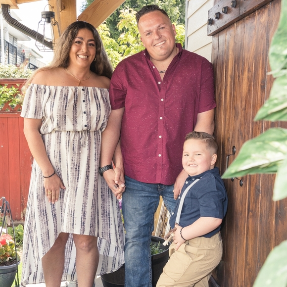 Meet your Posher, Holly - Picture 4 of 4